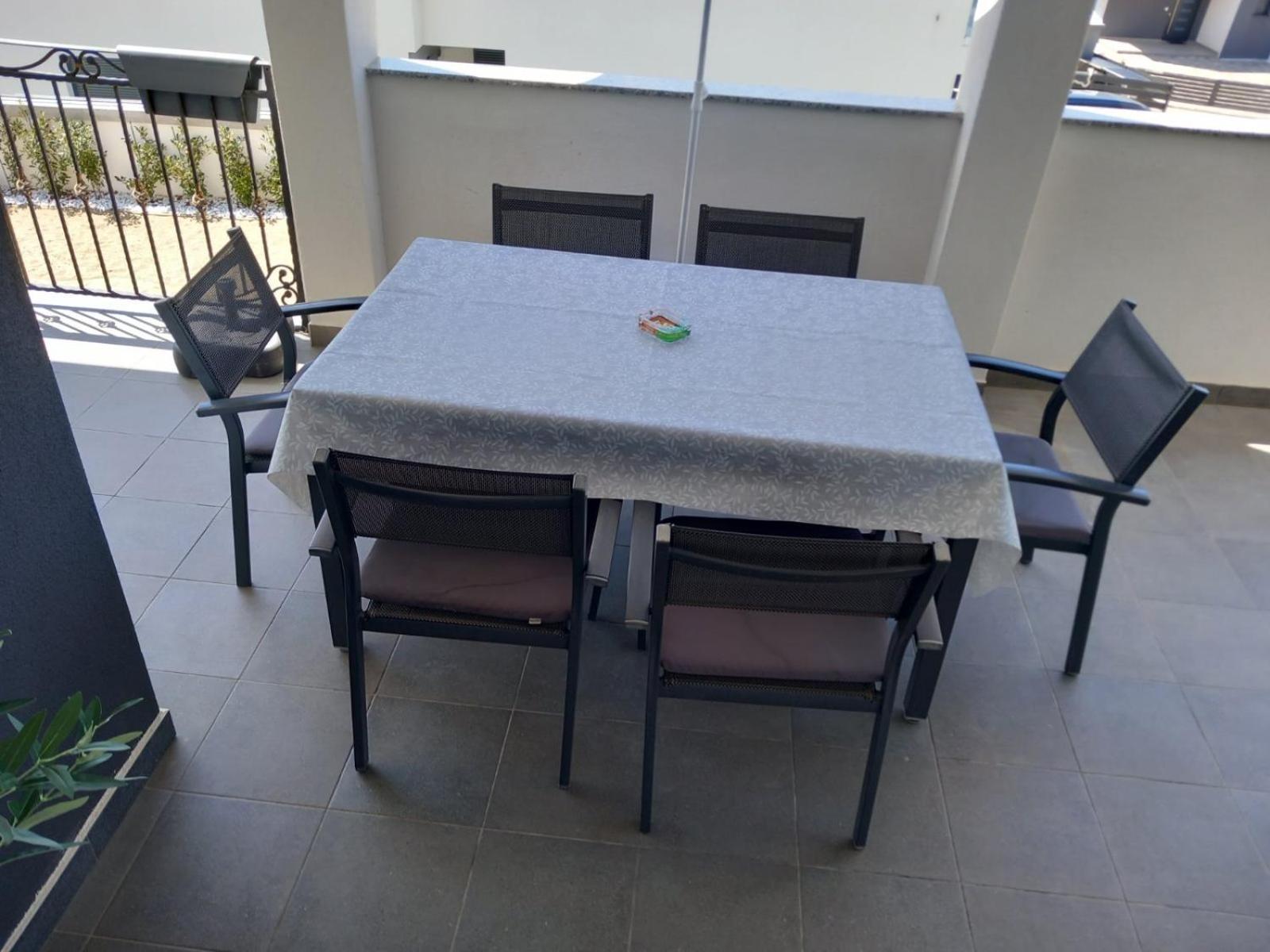 Apartman Niko Malinska Exterior foto